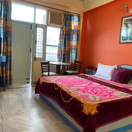 Hotel Surya Laxman Jhula Rišikéš Exteriér fotografie