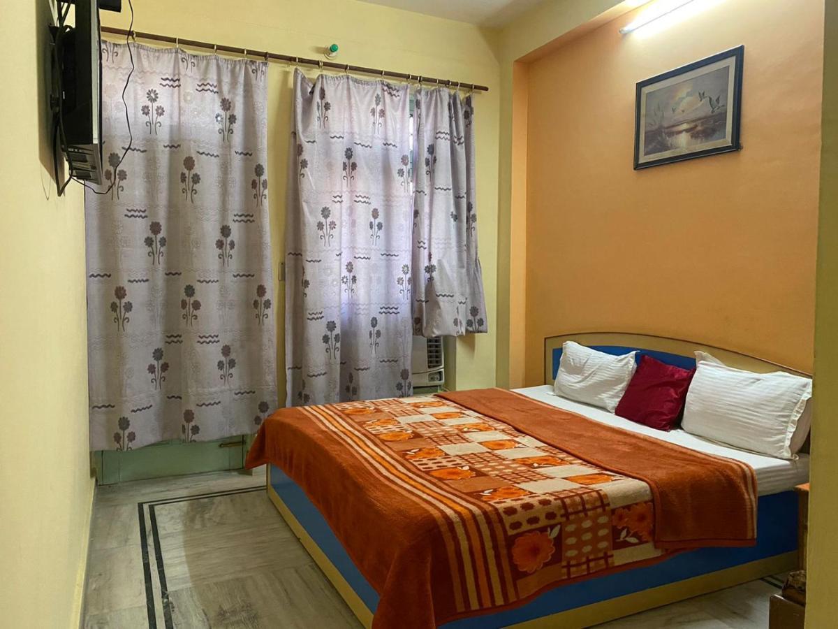 Hotel Surya Laxman Jhula Rišikéš Exteriér fotografie